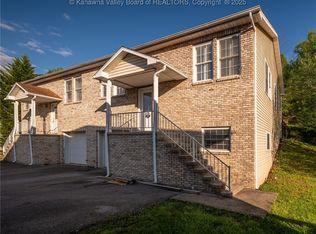 107 Kama Ln, Cross Lanes, WV 25313