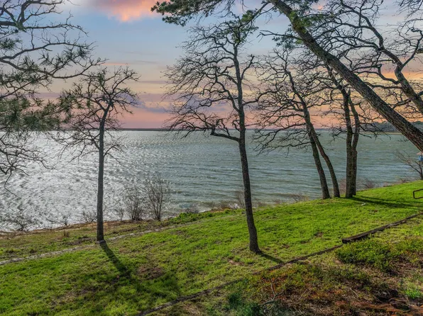 6401 Red Bud Dr, Flower Mound, TX 75022