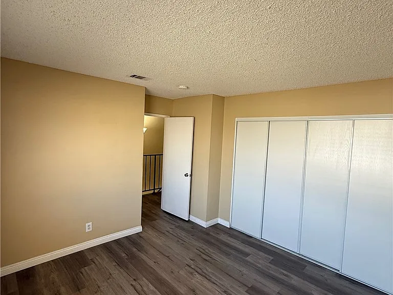5195 Walnut St #14 — Photo 17