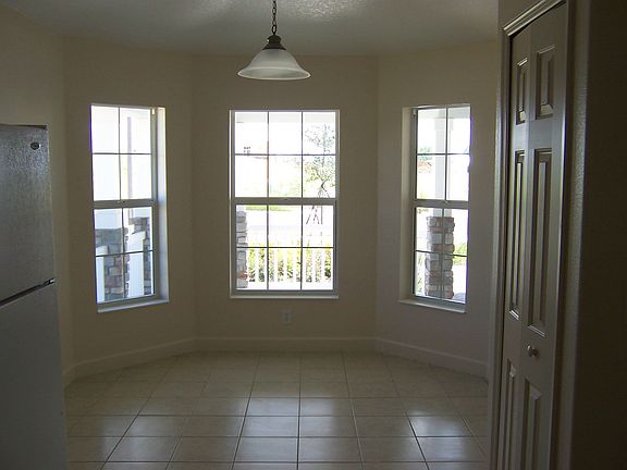 Sunny Breakfast Nook!