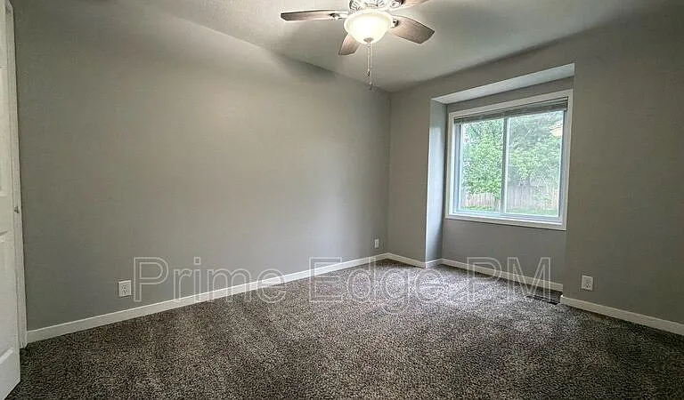 6235 Holdrege St #B-5 — Photo 22
