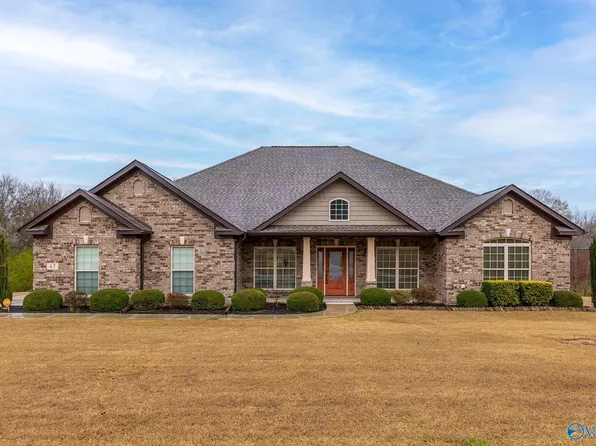47 Pam Ln, Hartselle, AL 35640