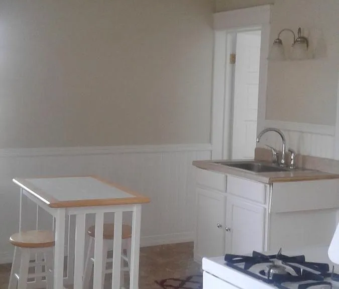 416 E 3rd St #2 — Photo 3