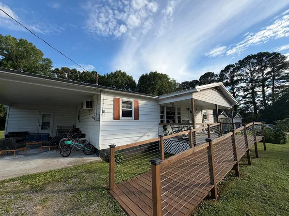 3227 Fields Dr, Rocky Face, GA 30740