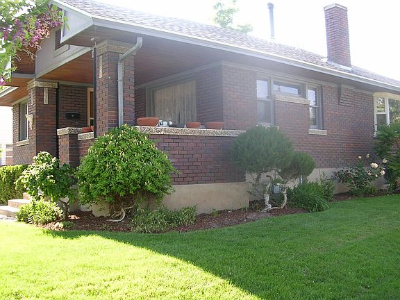 5th image of 1329 E Claybourne Ave