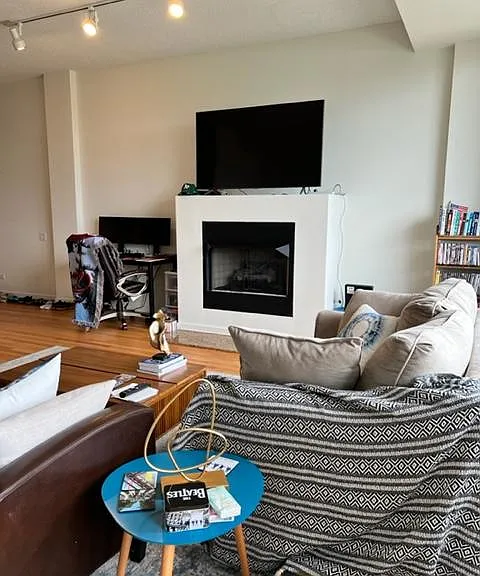 950 W Erie St #702 — Photo 11