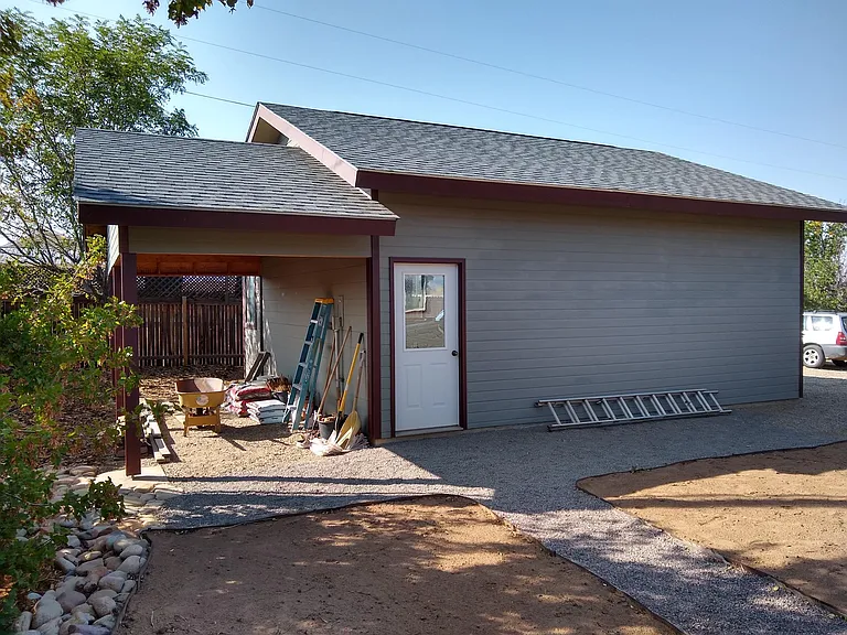 240 W Menefee St — Photo 13