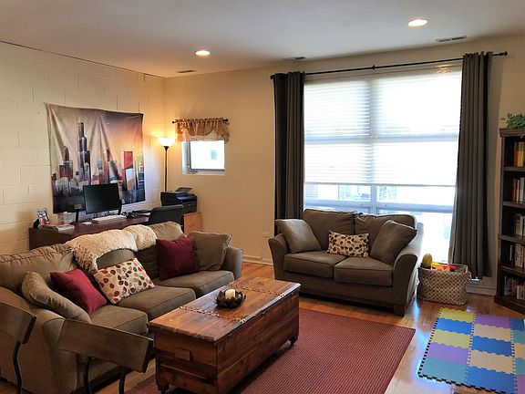 1st Floor Living Room