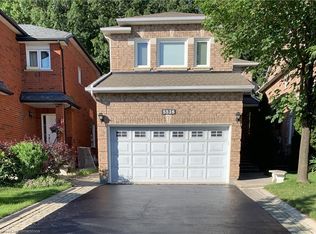 5528 Woodchase Cres, Mississauga, ON L4Z3T9
