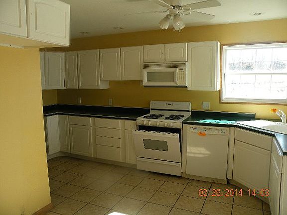 2nd image of 23 Ayrshire Ct S