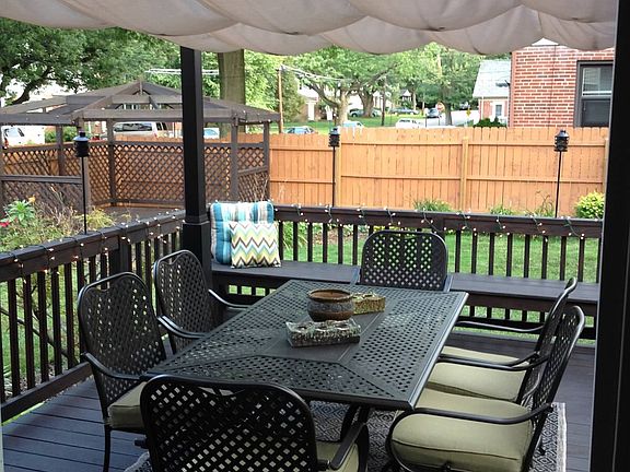 Newly stained deck &pergola 