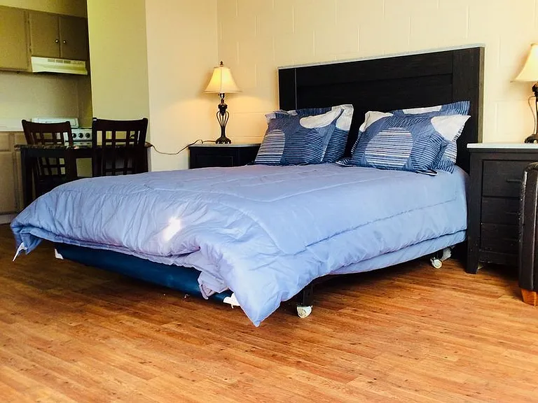 Casa Del Sol Apartments — Photo 18