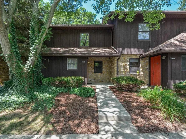 2323 E Winding Brook Ct, Bloomington, IN 47401