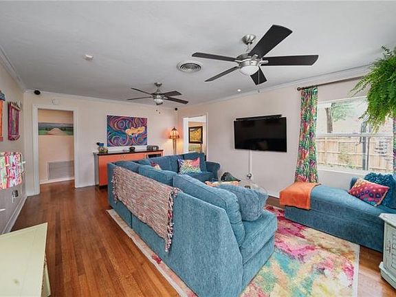 5th image of 433 Lakeview Ave