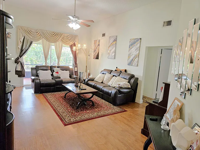 5 Heather Trace Dr — Photo 8