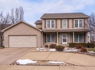 3506 E Oakland Ave, Bloomington, IL 61704