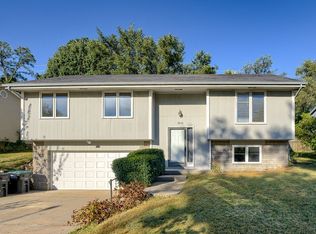 6816 N 65th Ave, Omaha, NE 68152