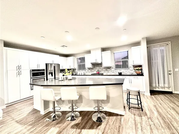 4235 Calle Del Vis, Oceanside, CA 92057