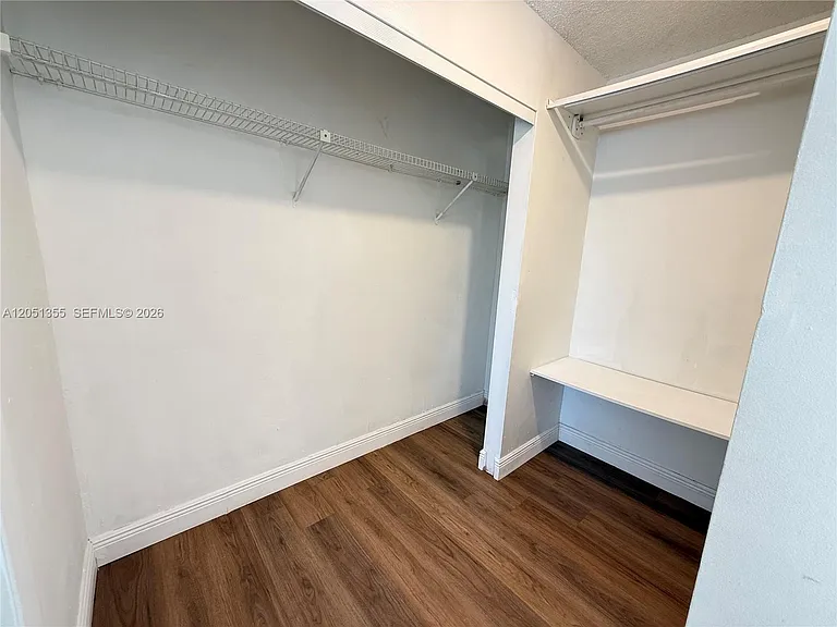 21393 NE 8th Ct #3 — Photo 9