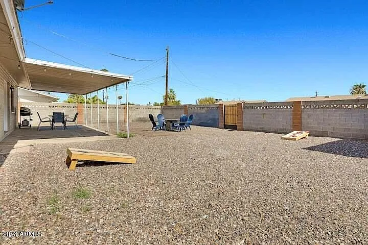 945 E Lilac Dr — Photo 29