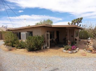 55450 Luna Vista Ln, Yucca Valley, CA 92284