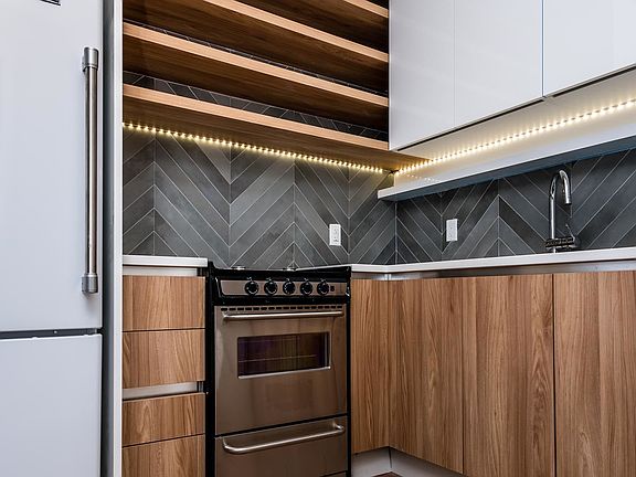 3rd image of 555 Graham Ave APT 2D