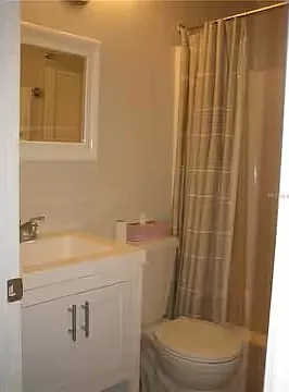 2 bed, 876 sqft, $2,100 — Photo 3