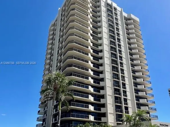 108 Lakeshore Dr APT 338, North Palm Beach, FL 33408