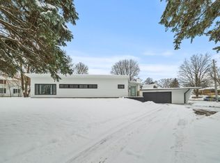 246 Miller Ave, Dekalb, IL 60115