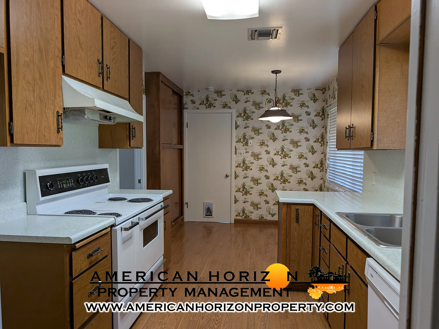 2 bed, 1157 sqft, $2,700 — Photo 3