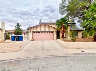 3662 Calmosa St, Las Vegas, NV 89103