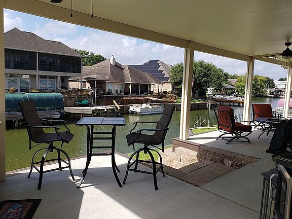 2nd image of 13716 Shoreline Dr