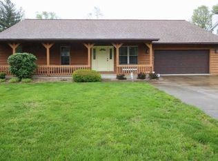 2229 Strawbridge Dr, Belleville, IL 62221