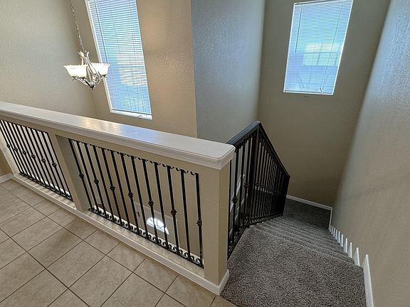 5th image of 3150 N Yarbrough Dr
