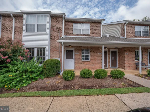 1703 Valley Glen Rd, Elkins Park, PA 19027