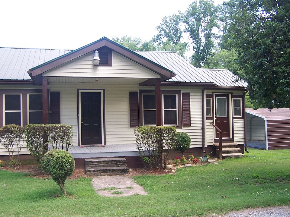 Front (faces north)