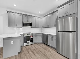 533 Greenwich St APT 1C, Hempstead, NY 11550