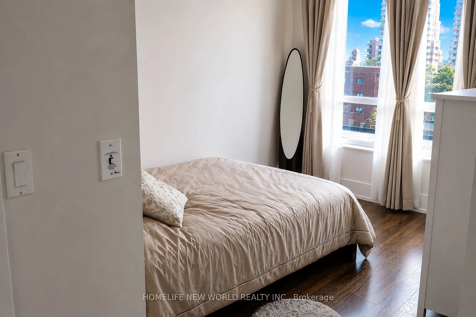 2 bed, $3,100 — Photo 4