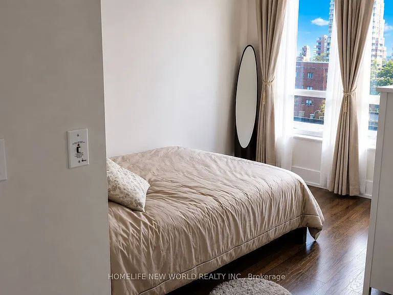 120 Homewood Ave #512 — Photo 4