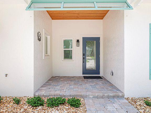 3rd image of 9340 Frangipani Dr
