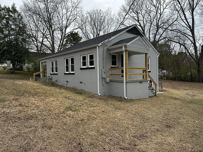 4402 20th St NE — Photo 10