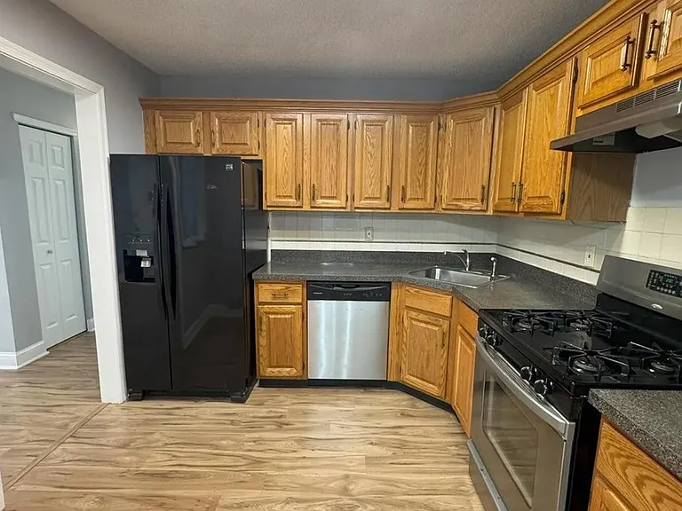 32 Scherer Ct — Photo 19