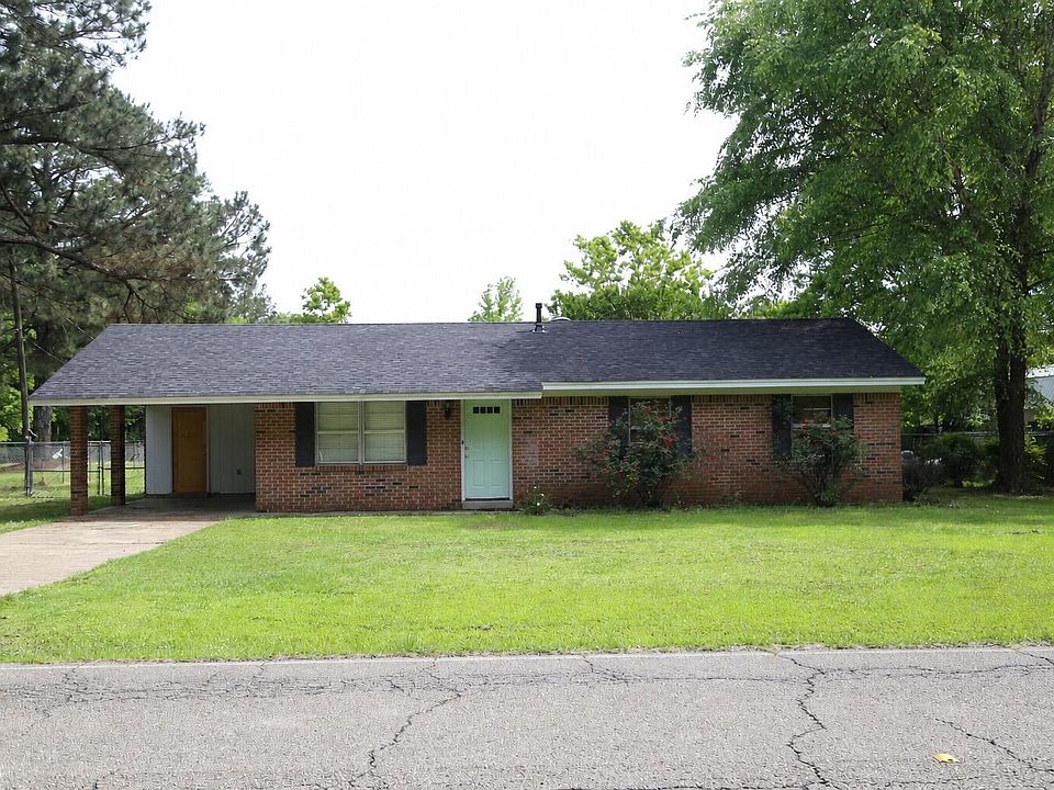 1st image of 747 Mert Rickman Rd