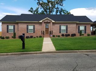 3070 5th St, Marianna, FL 32446
