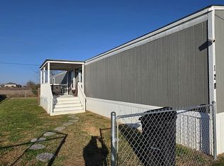 128 Oak Run, College Station, TX 77845