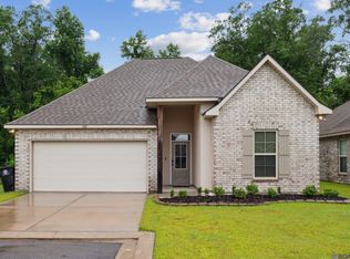 840 Palmetto Point Dr, Baton Rouge, LA 70820
