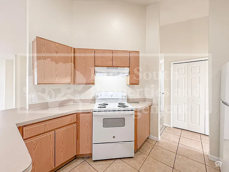 7823 Sugar Pine Blvd — Photo 9