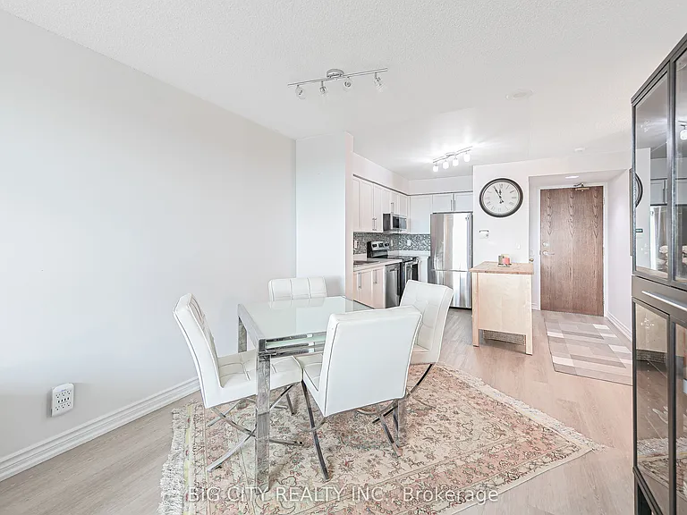 23 Oneida Cres #1206 — Photo 10