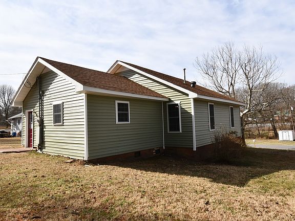 4th image of 2408 Myers St