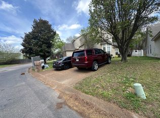 7900 Hunters Xing, Cordova, TN 38018